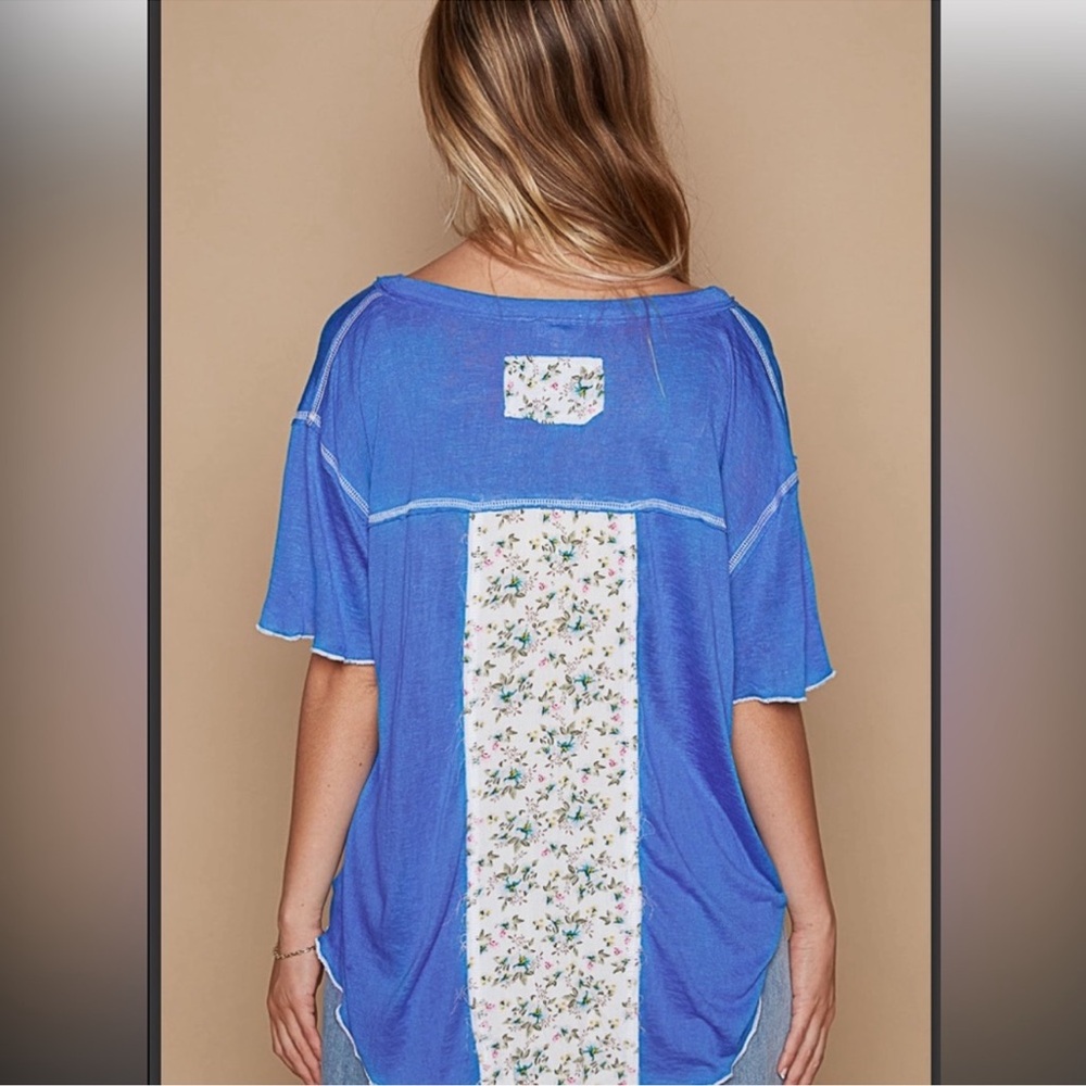 NEW - POL Bright Blue V-Neck T-Shirt with Patchwork and Pocket Details - Picture 2 of 3
